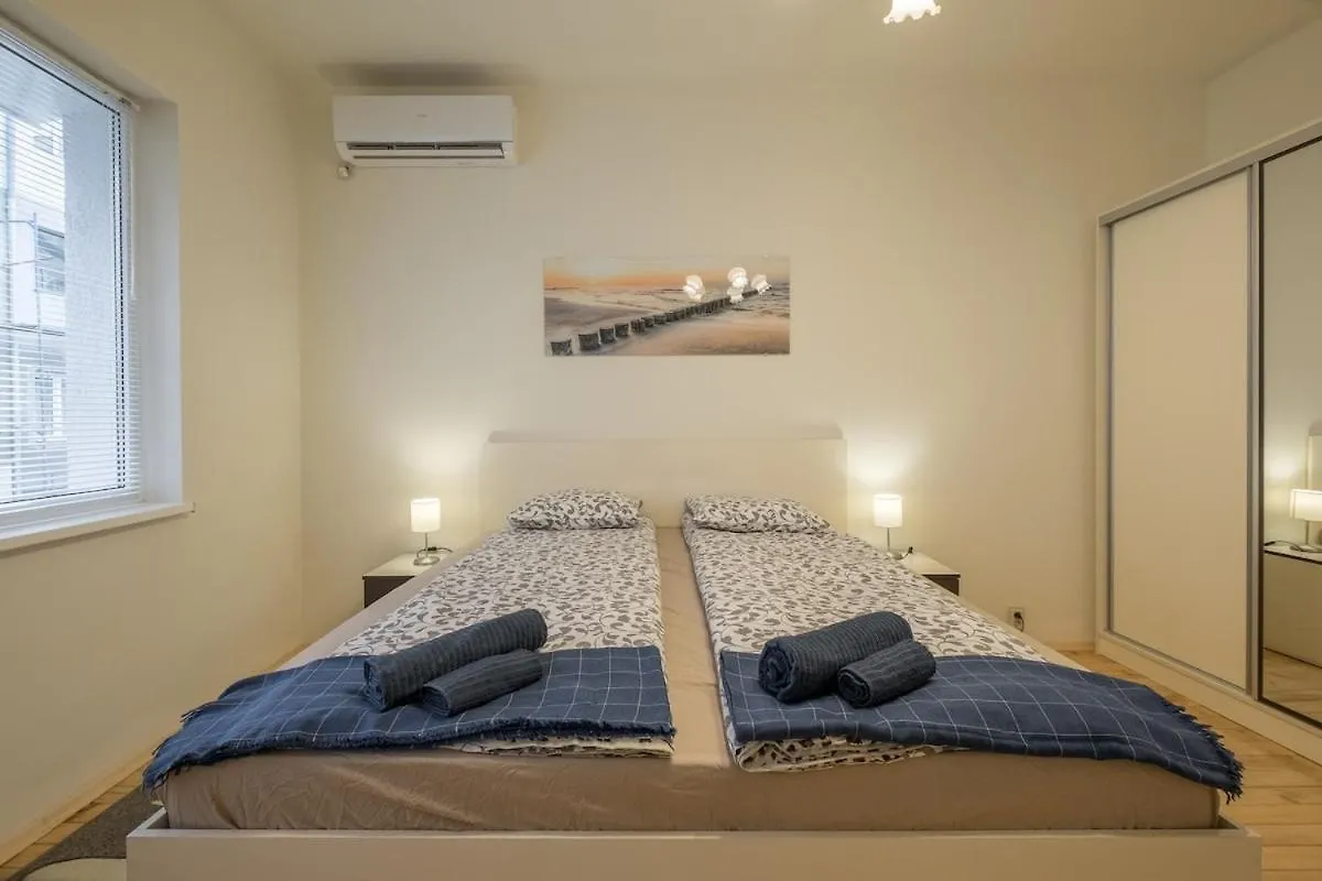 Stylish Top Center Flat 100M To Vitosha Blvd Sofia Apartment