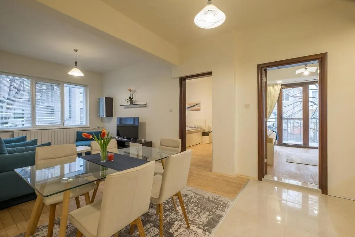 Stylish Top Center Flat 100M To Vitosha Blvd Sofia