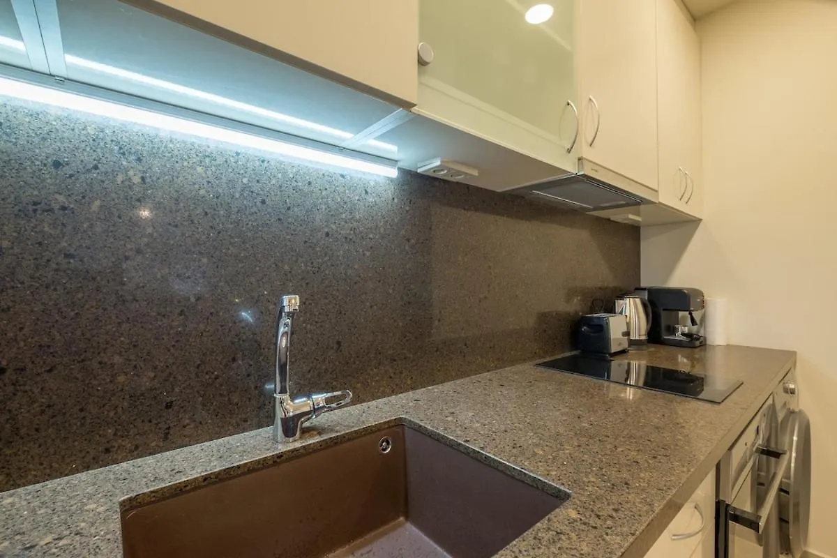 Stylish Top Center Flat 100M To Vitosha Blvd Sofia